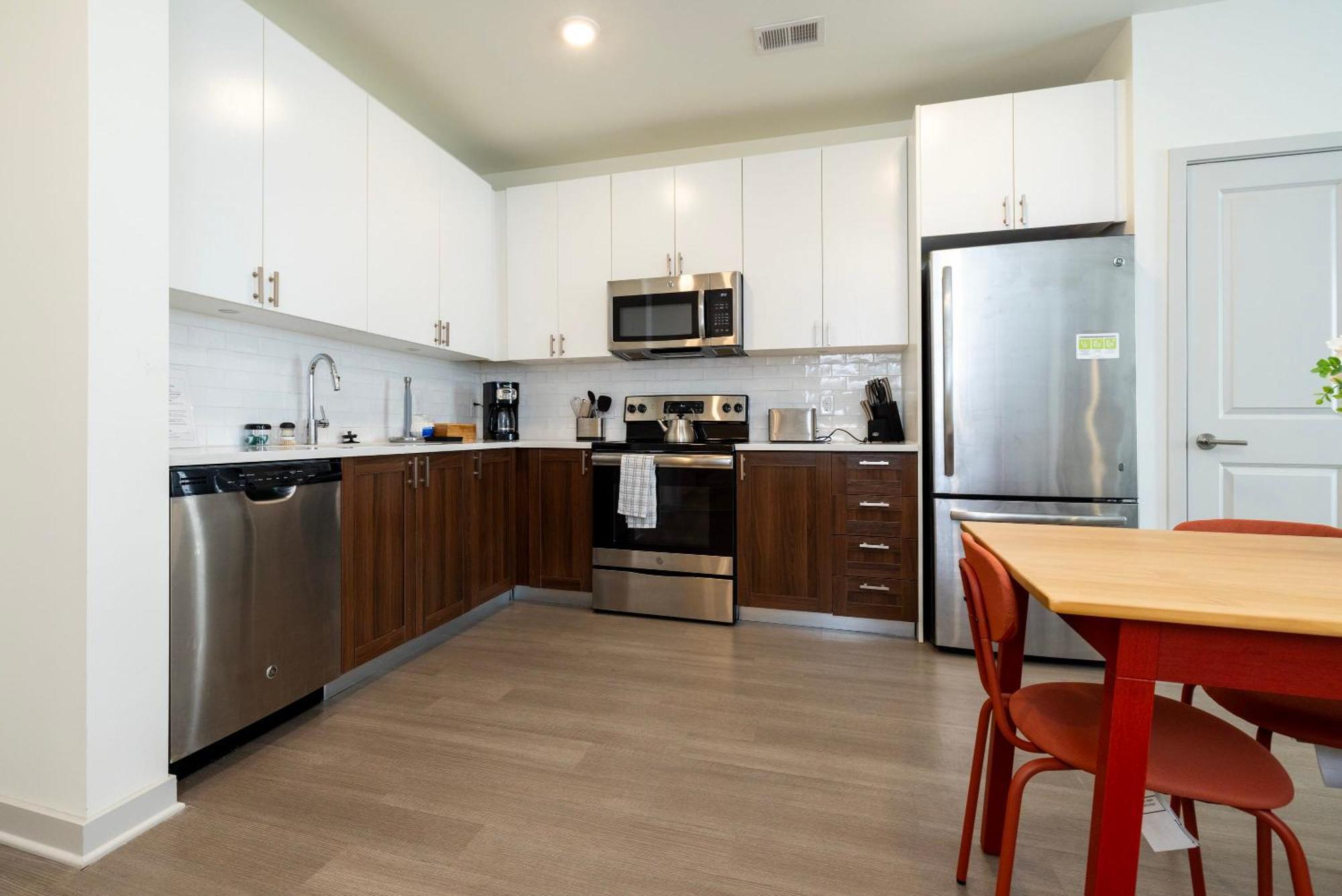 לואיוויל Modern Nulu 2Br Cozysuites 05 מראה חיצוני תמונה